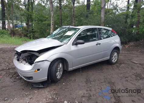 2006 Ford Focus Zx3 z USA, uszkodzony, nr VIN 1FAHP31N16W186220
